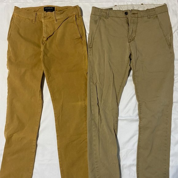 2 Pair Men's Size (Small - 29) Pants: 1 Brown (American Eagle) 1 Tan (Levi's) - Picture 1 of 1